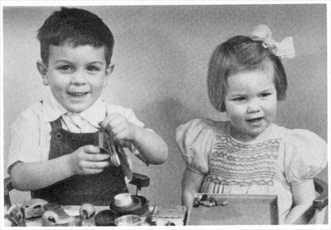 Roger Syd Barrett and his sister Rosemary in 1949